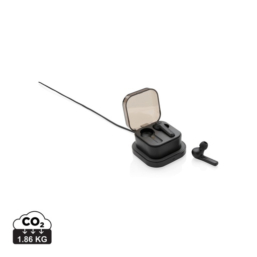 [P329.121] TWS earbuds in wireless charging case